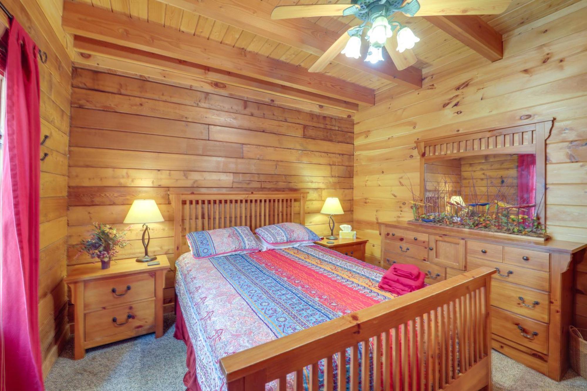 Cabin On 22 Acres With Patio - 3 Mi To Blowing Rock! Lenoir Exterior photo