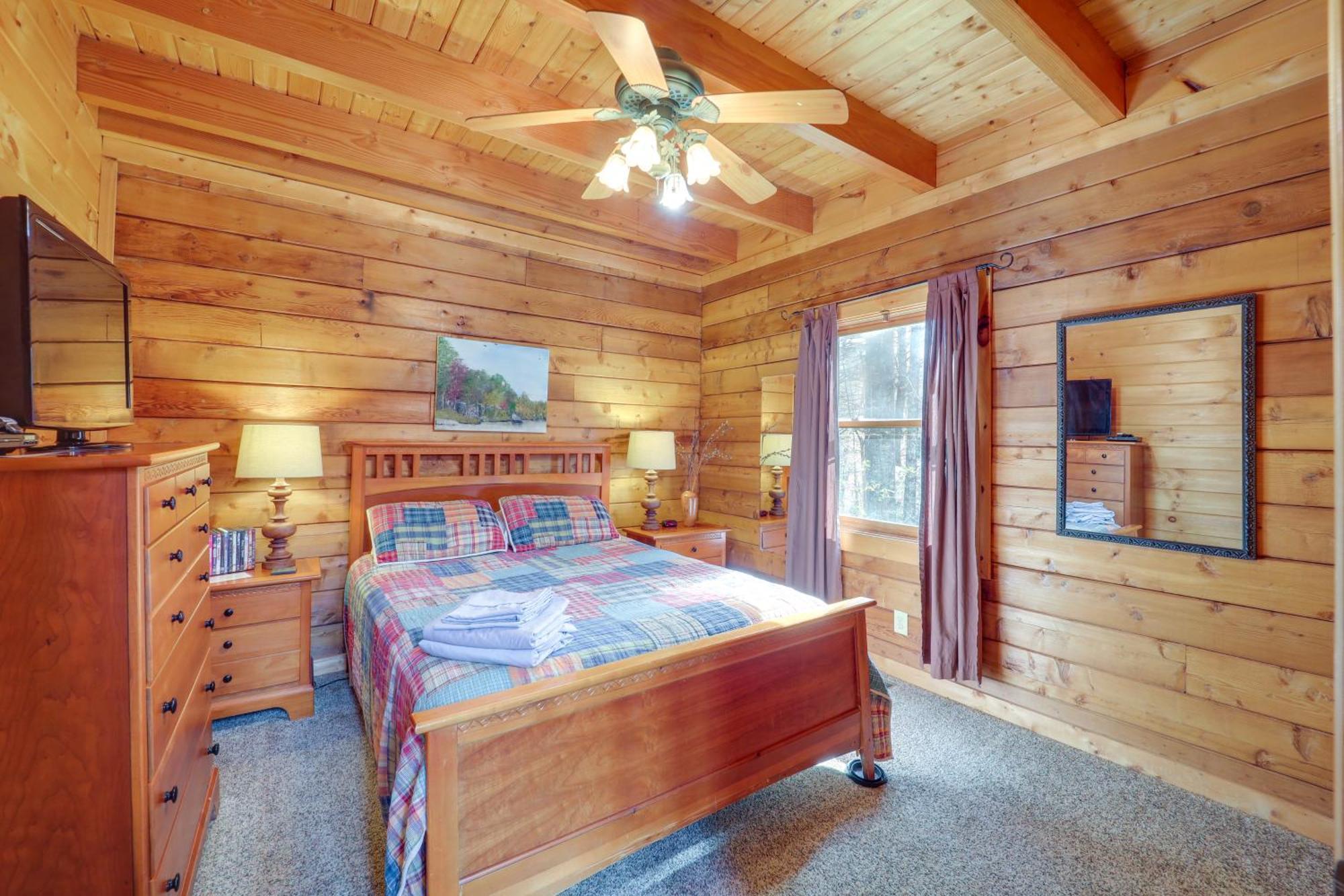 Cabin On 22 Acres With Patio - 3 Mi To Blowing Rock! Lenoir Exterior photo